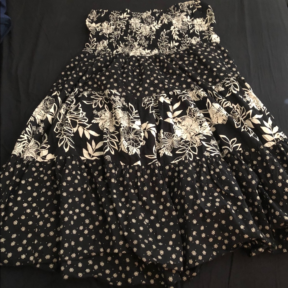 STRAPLESS SUMMER DRESS/COVER UP